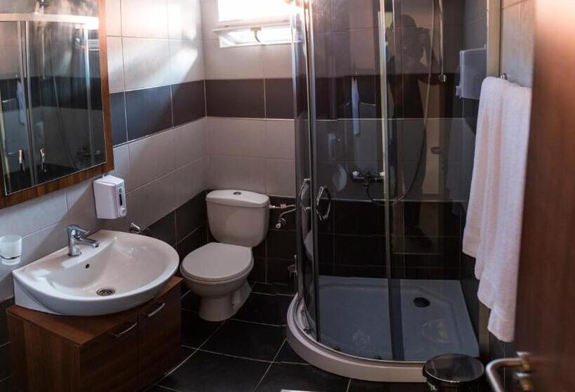 پانسیون Guest House Vila Salute