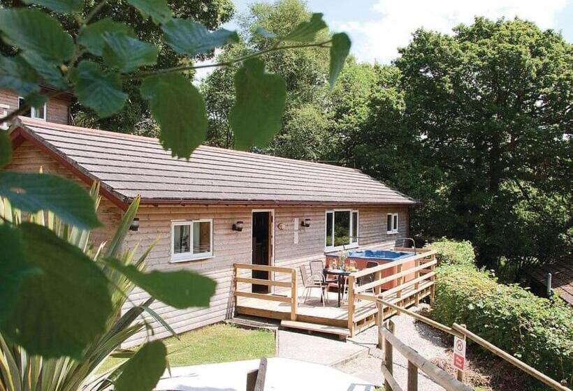 אתר נופש Ivyleaf Combe Lodges