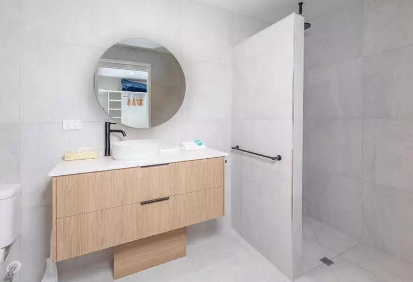 The Waterford Prestige Apartments