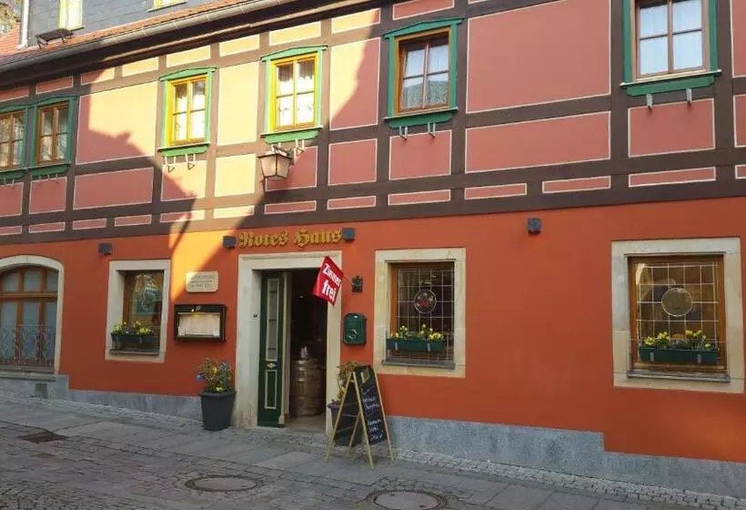 Retkeilymaja Gasthaus& Pension Zum Roten Haus
