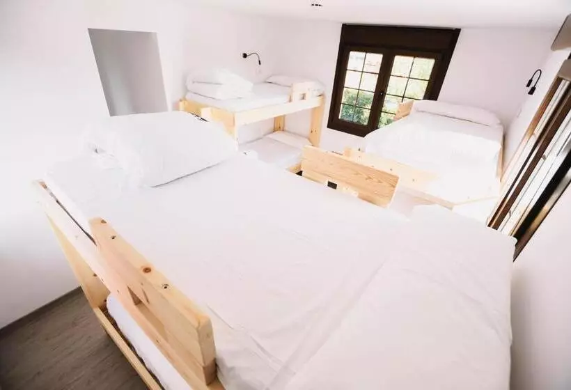 هاستل Latas Surf House