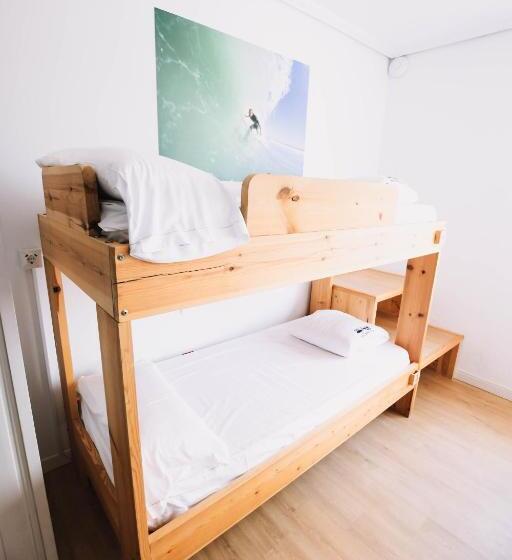 هاستل Latas Surf House