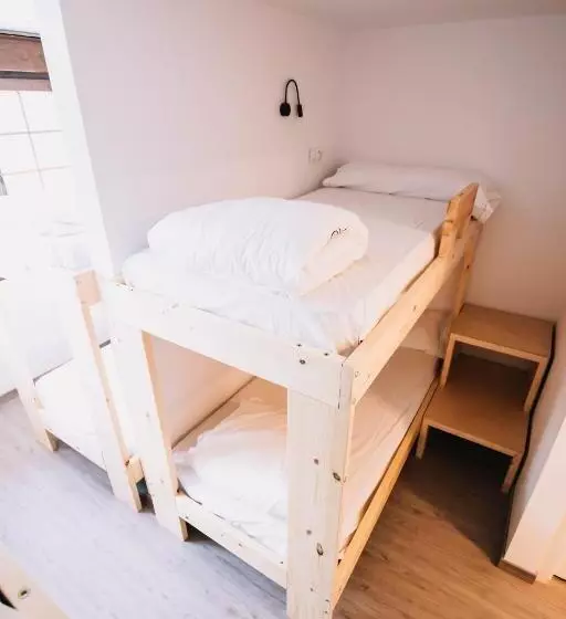 هاستل Latas Surf House