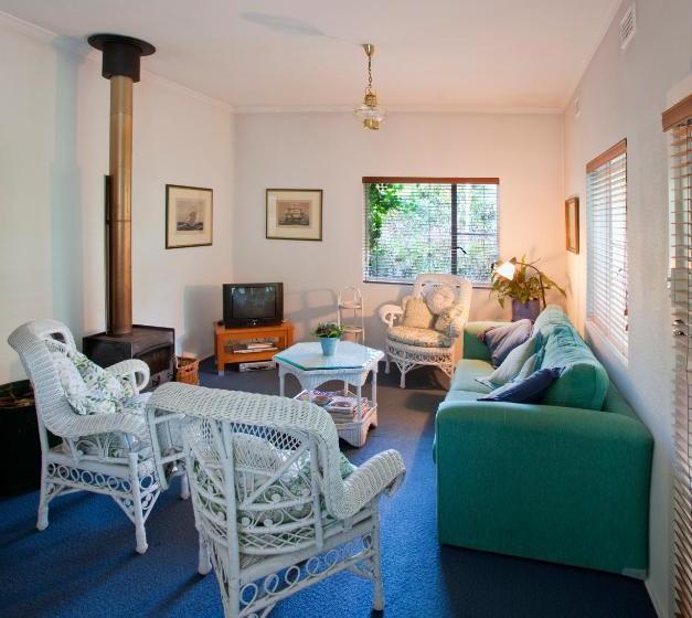 צימר Crafers Cottages