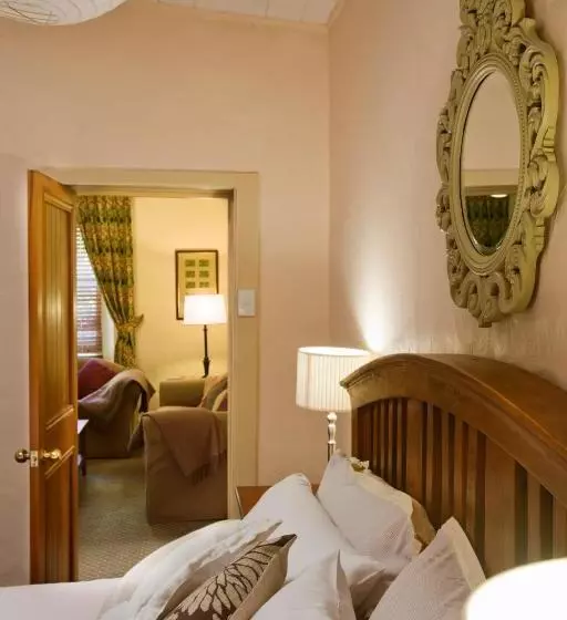 Aamiaismajoitus (B&B) Crafers Cottages