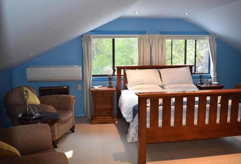 ベッドアンドブレックファースト Dingley Dell