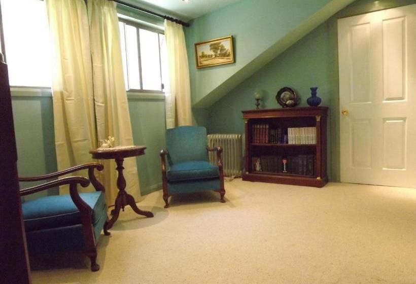 ベッドアンドブレックファースト Dingley Dell