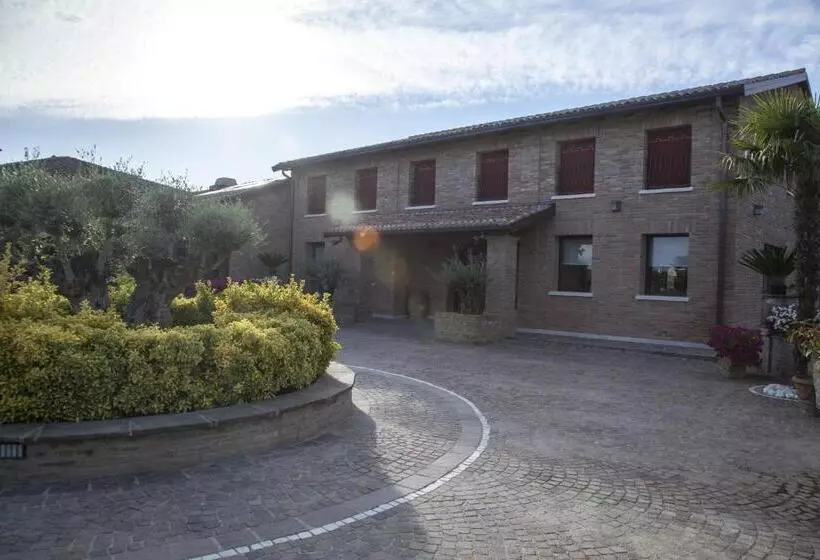 Hotelli Agriturismo La Sapienza