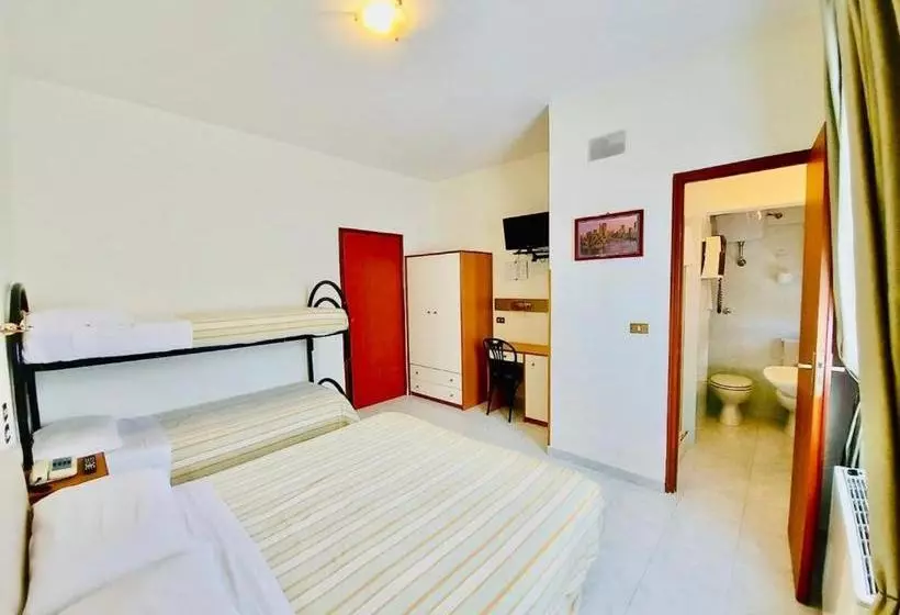 ホテル Albergo Delle Rose