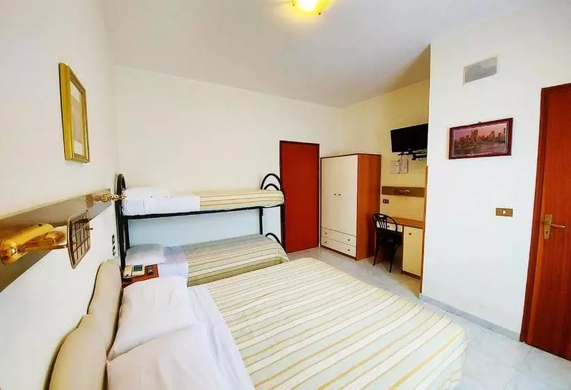 ホテル Albergo Delle Rose