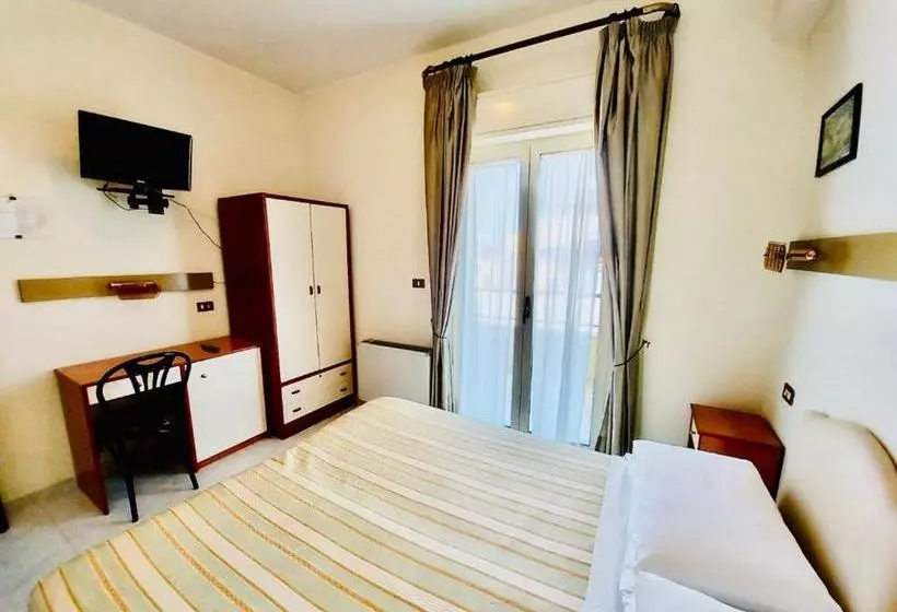 ホテル Albergo Delle Rose