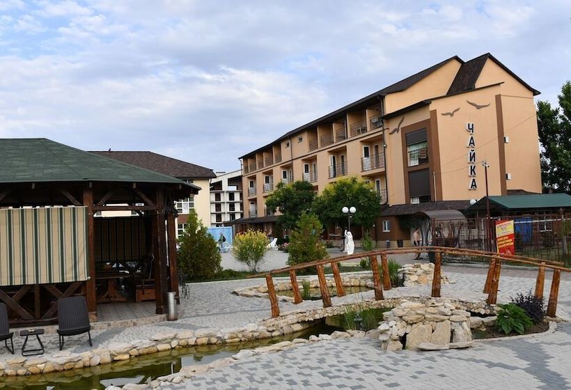 هتل Chaika 3