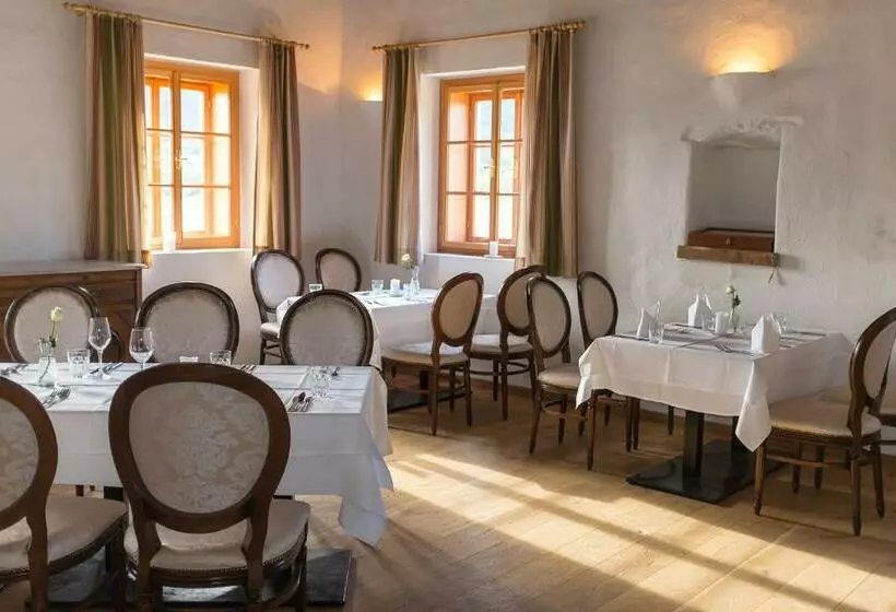 Hotelli Stiftsschmiede Ossiach