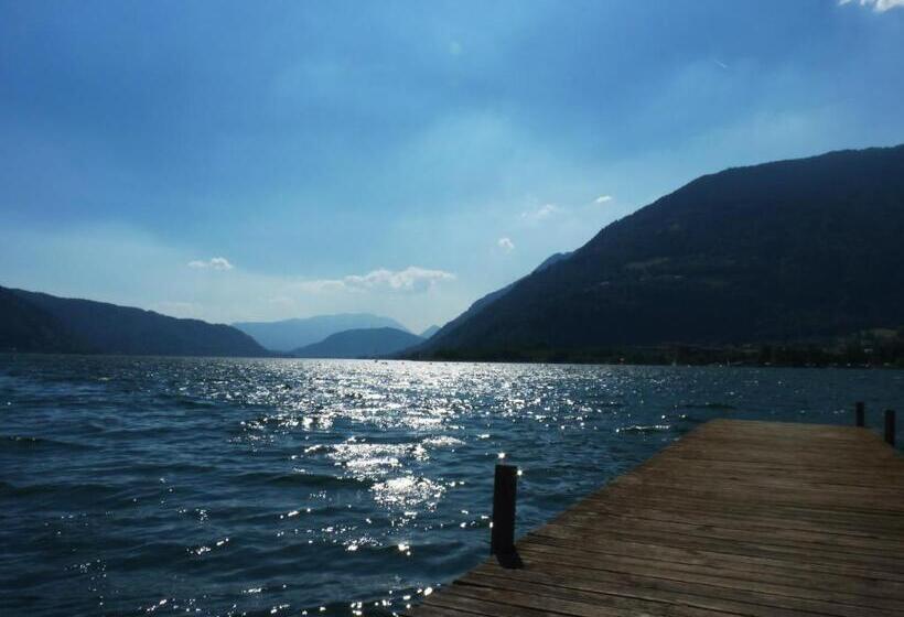 ホテル Stiftsschmiede Ossiach