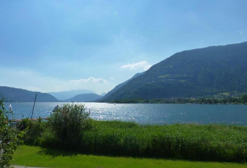 ホテル Stiftsschmiede Ossiach