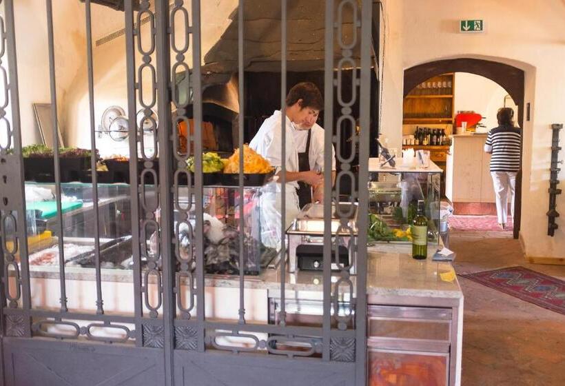 ホテル Stiftsschmiede Ossiach