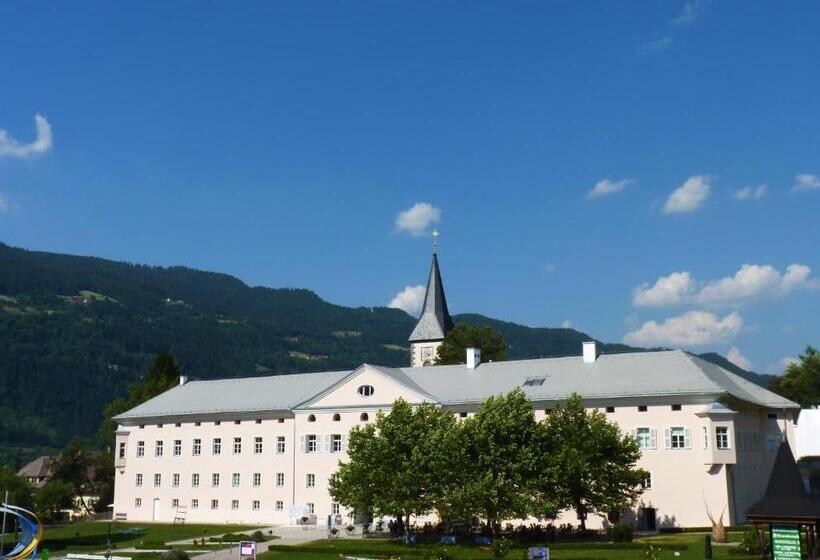 ホテル Stiftsschmiede Ossiach