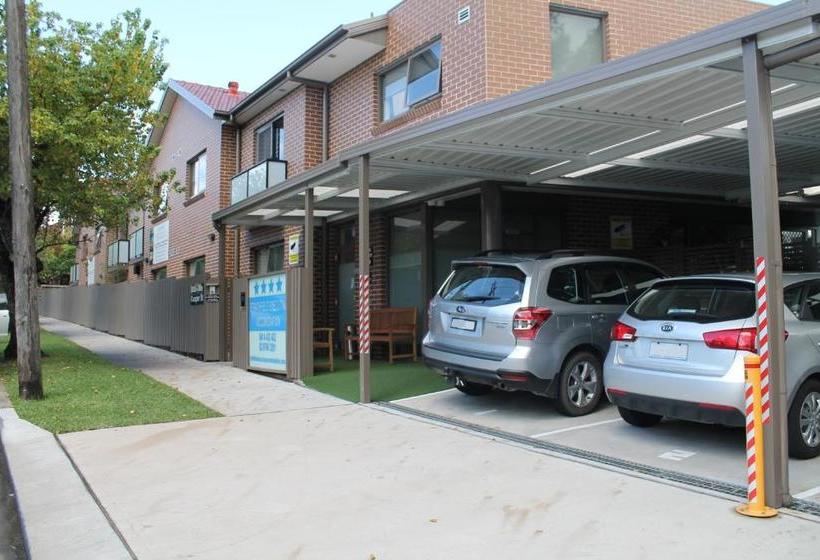 Fotos del hotel Strathfield Executive Accommodation:  17