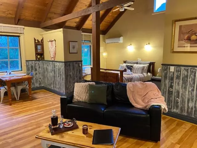 Hotelli Trawool Shed Cottages, Cafe And Restaurant