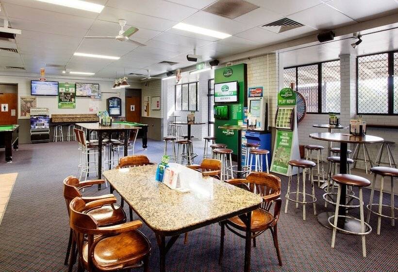 Отель Upper Ross