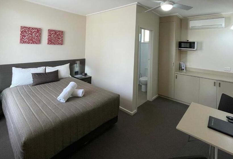 Loddon River Motel