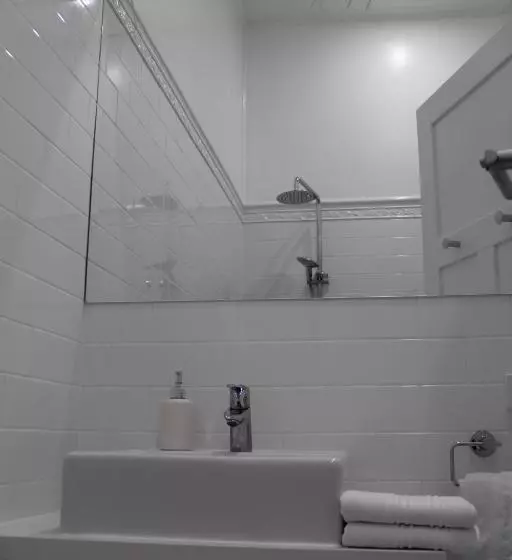 Mentor Chambers Apartment Bed & Breakfast