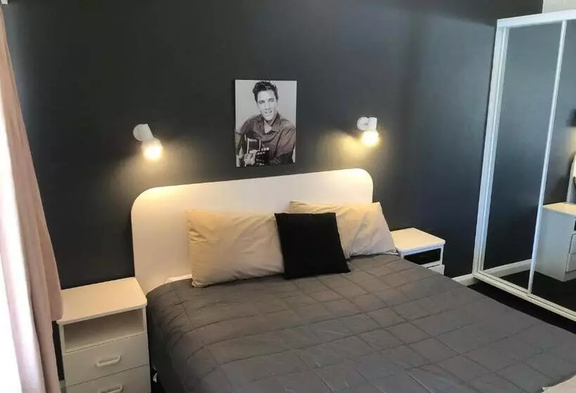 モーテル Memphis Motor Inn