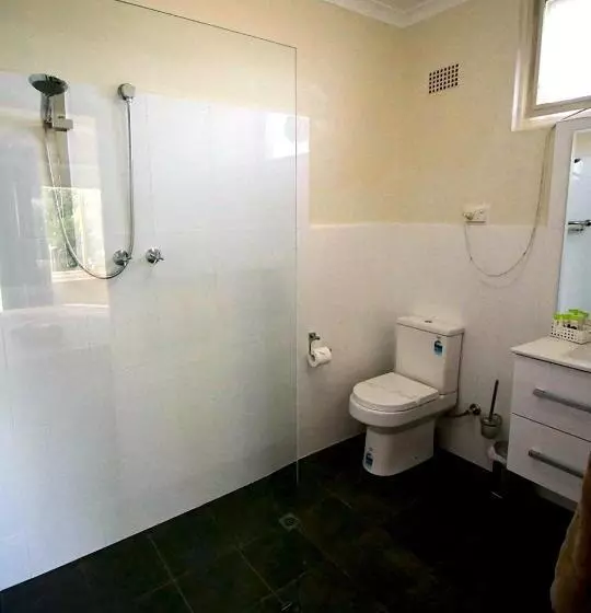 モーテル Memphis Motor Inn