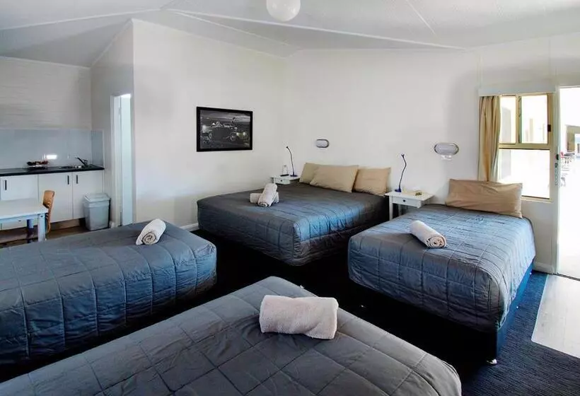 モーテル Memphis Motor Inn