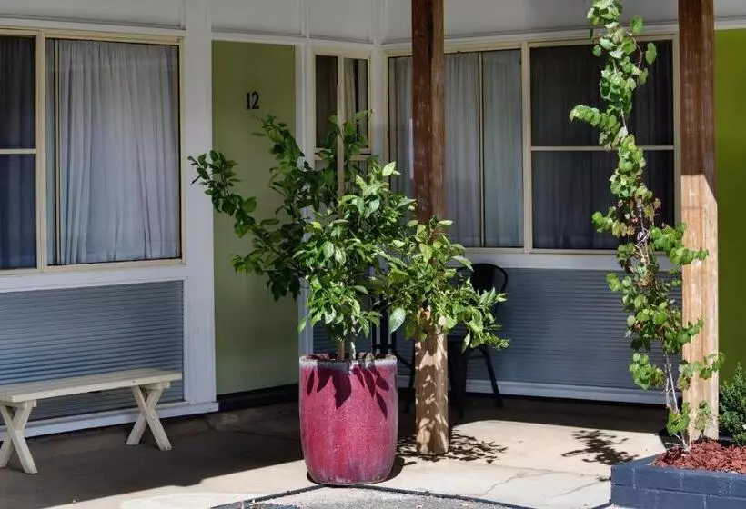 モーテル Memphis Motor Inn