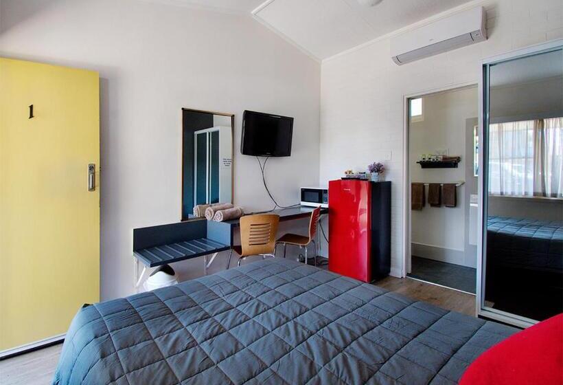 모텔 Memphis Motor Inn