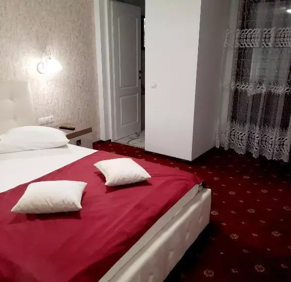 Pensiune Casa Adelina