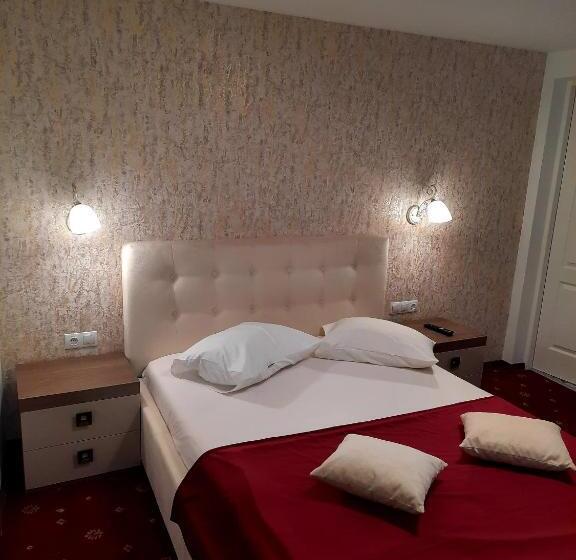 پانسیون Casa Adelina