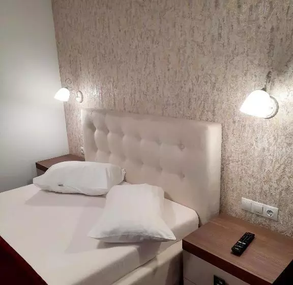 Pensiune Casa Adelina