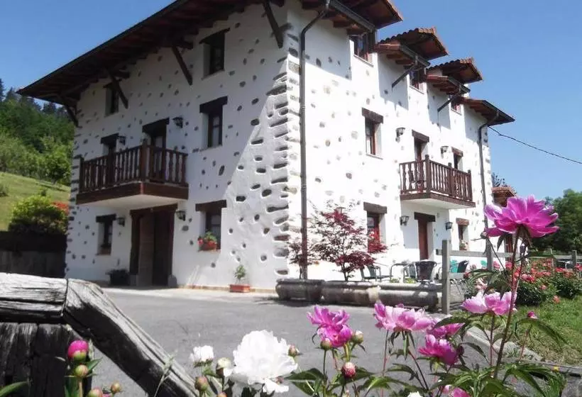 پانسیون Casa Rural Madariaga
