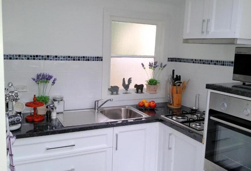 ペンション Devon Long Barn