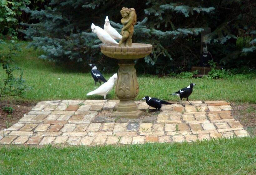 ペンション Devon Long Barn