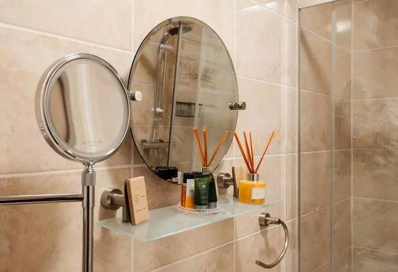 Majatalo The Bell Lodge