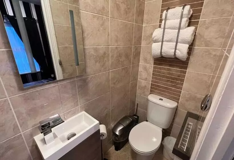 Majatalo The Bell Lodge