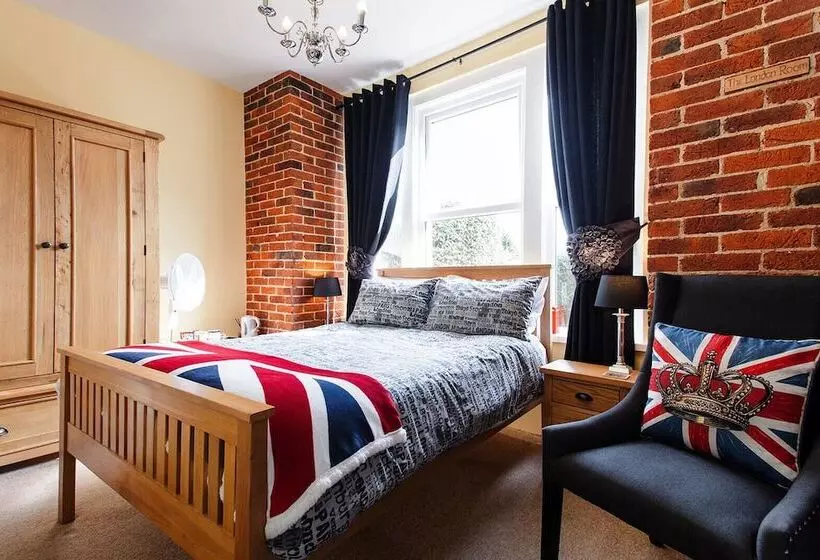 Majatalo The Bell Lodge