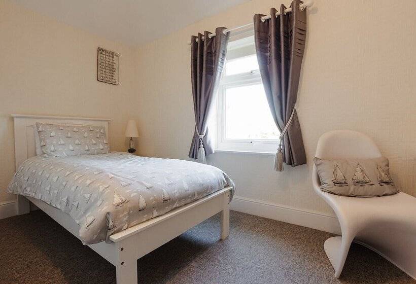 膳宿费 The Bell Lodge