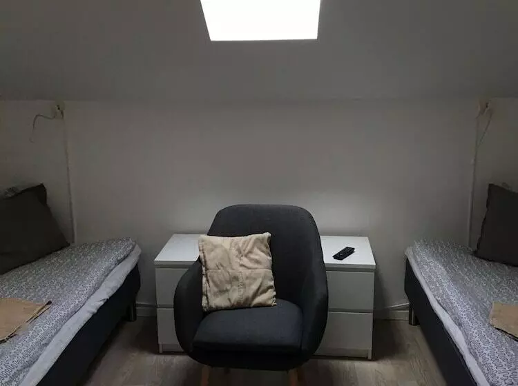 Pizza House Bed & Breakfast