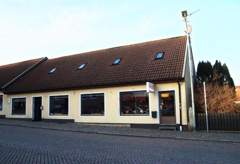 Pizza House Bed & Breakfast