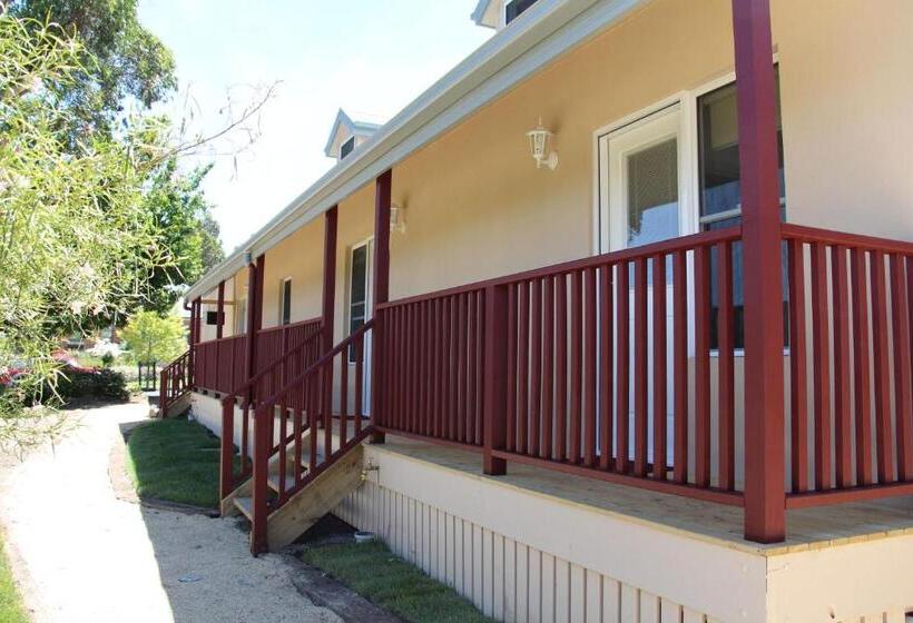 Richmond Coachmans Rest