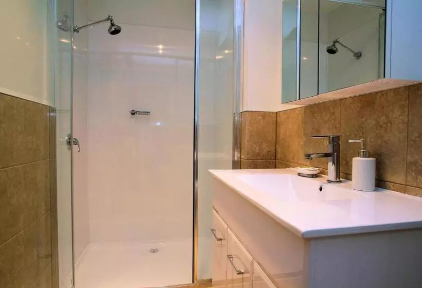 Richmond Coachmans Rest