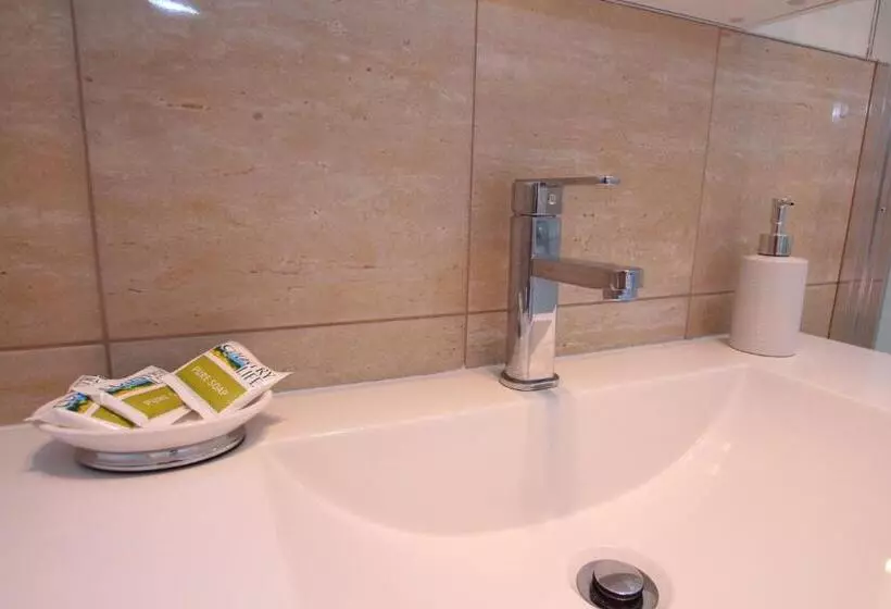 Richmond Coachmans Rest