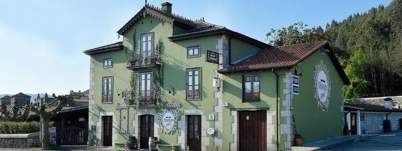 הוסטל Posada Término