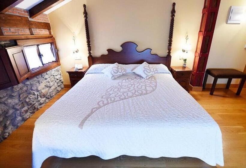 הוסטל Posada Término