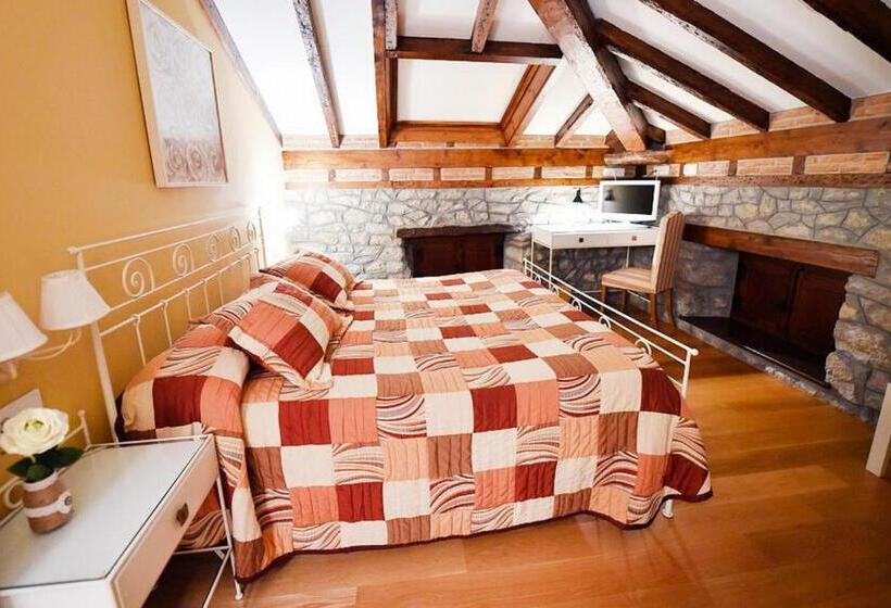 הוסטל Posada Término