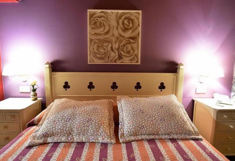 הוסטל Posada Término